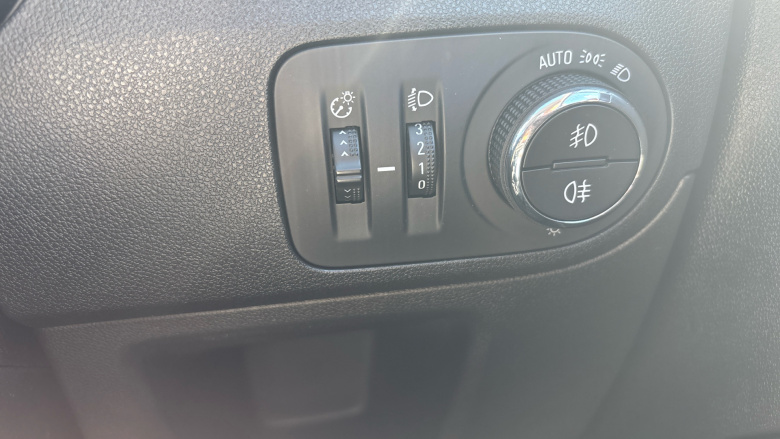 Vauxhall Crossland X 1.2T [110] Elite Nav 5dr [Start Stop] Auto Petrol Hatchback